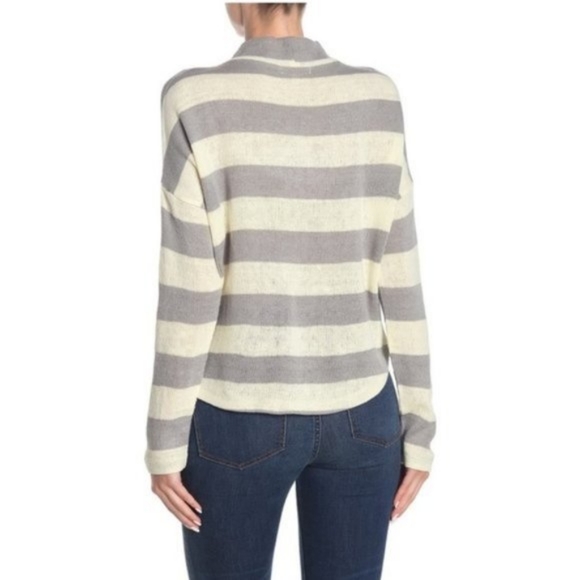 Socialite Stripe Mock Neck Sweater - Picture 5 of 5